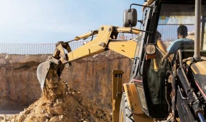 heavy-excavator-digging-day-light